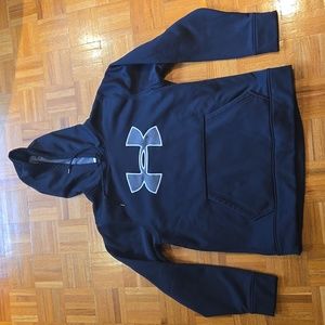 Under Armoir Hoodie. Black Size Medium